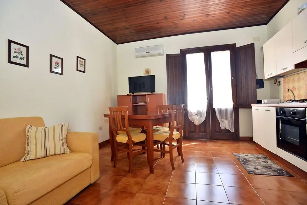 IzzHome Pula Crispi
