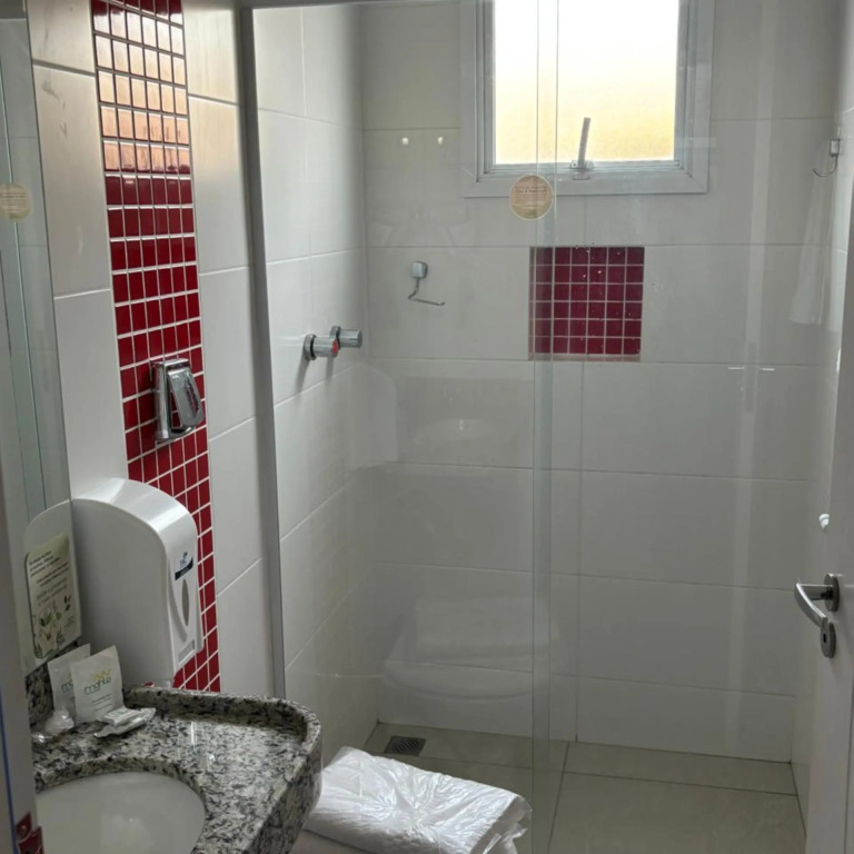 Mahle Hotel - BR 116, km 48