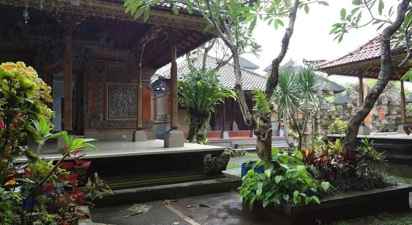 Warsas Guest House