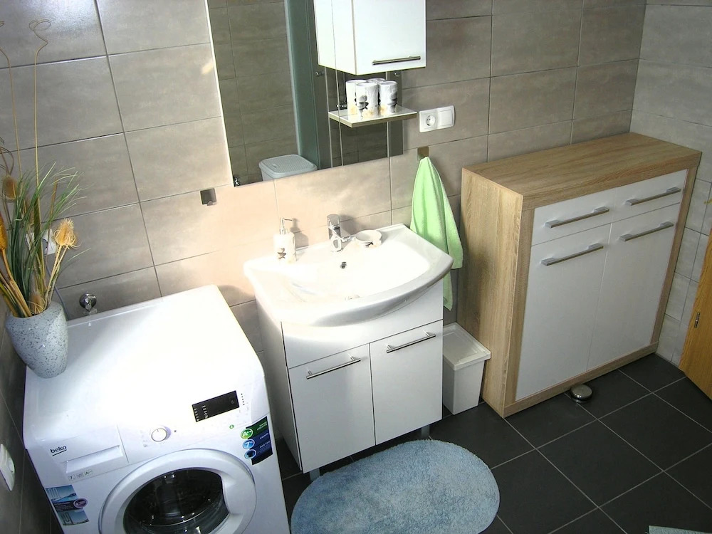 Apartment Goran