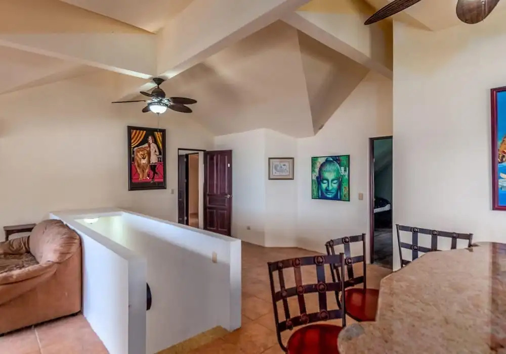 Casa Tigre - Large 7 bedroom Oceanfront Retreat Home