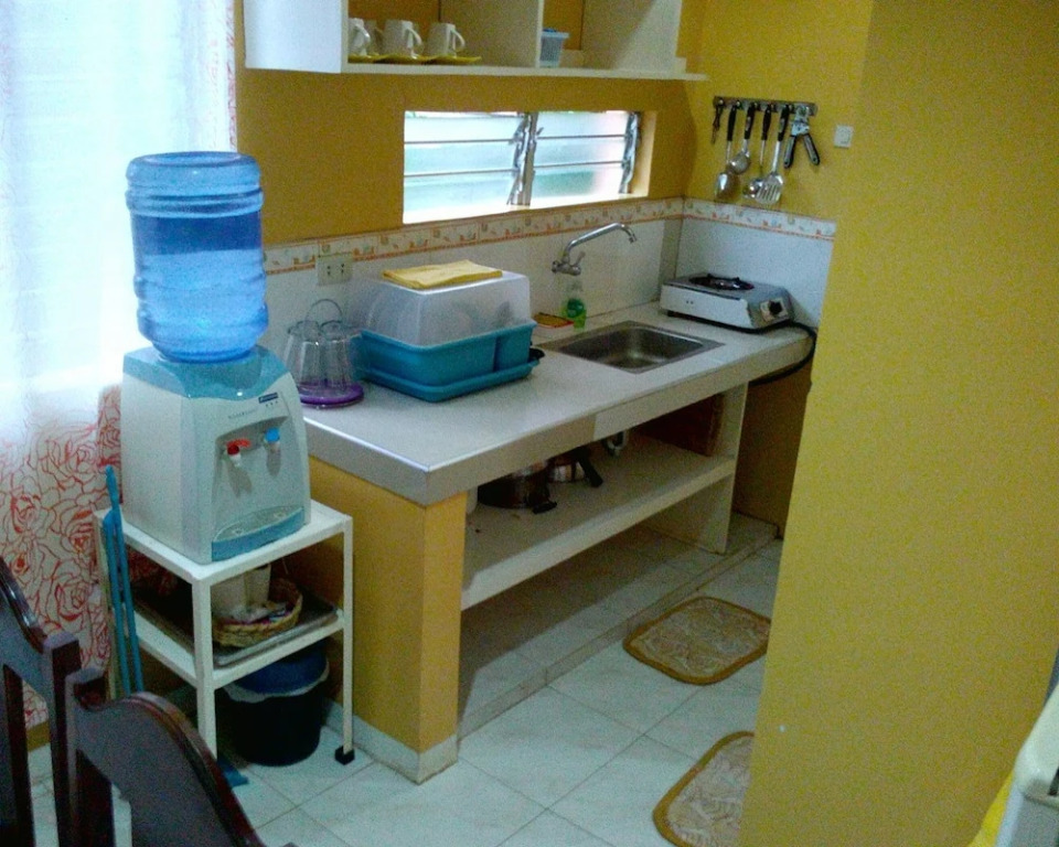 Baranda's Place Apartelle
