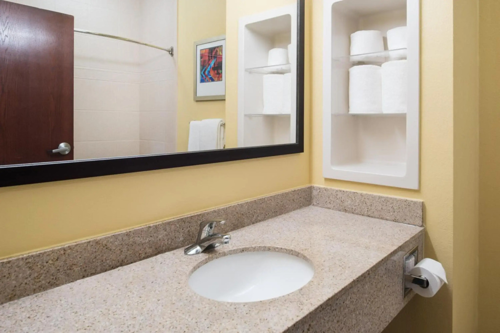 Holiday Inn Express Hotel & Suites West Monroe by IHG