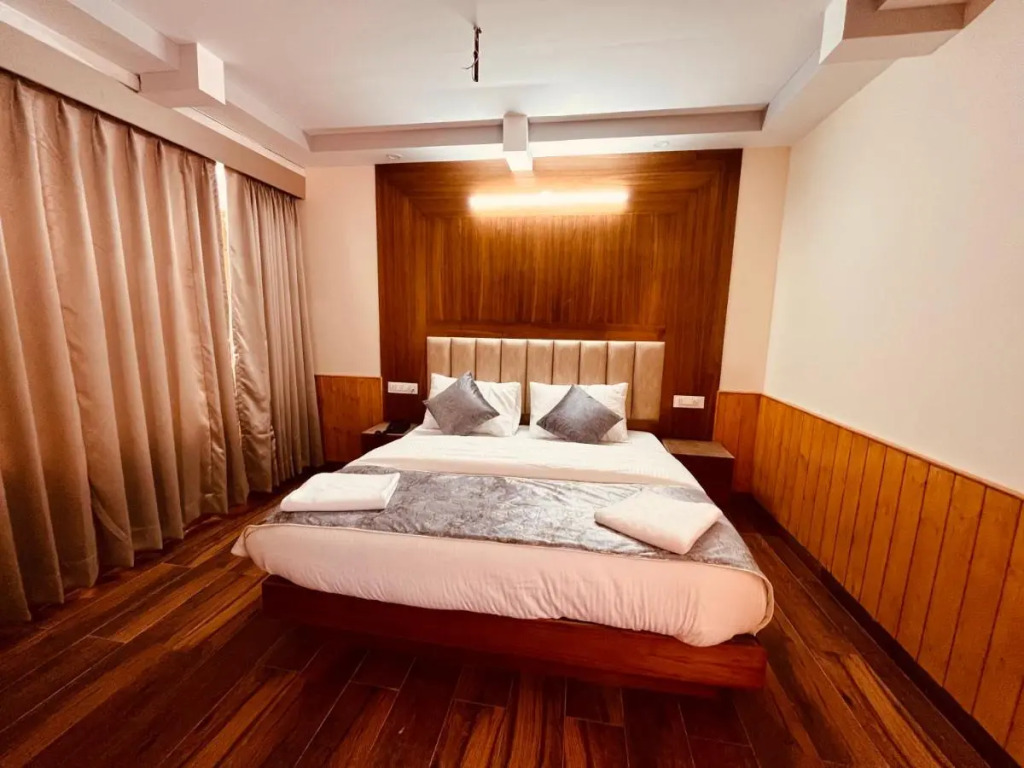 Le Green Resort, Mall Road Manali