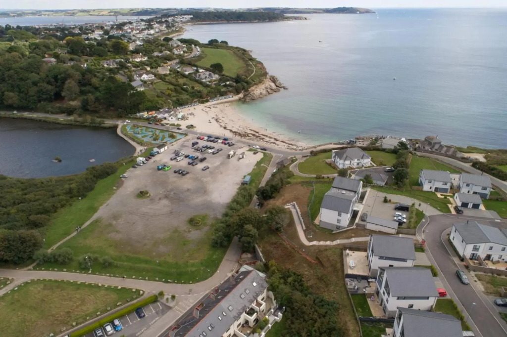 Swanpool View