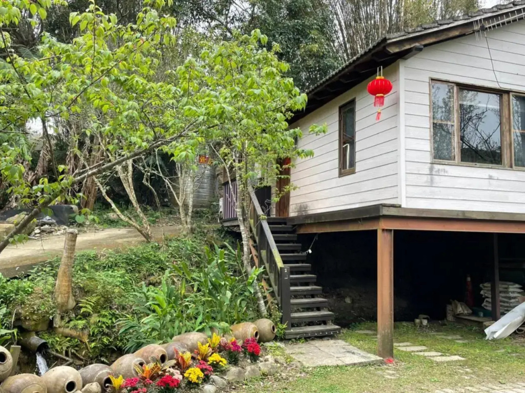 Love face B&B