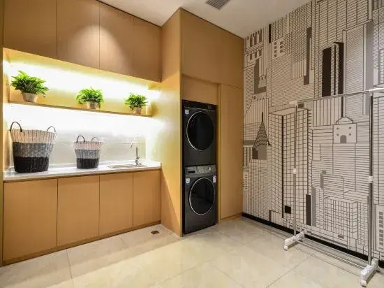 City Comfort Inn Hotel (Jingzhou Yiwu Trade City Shashi Middle School)