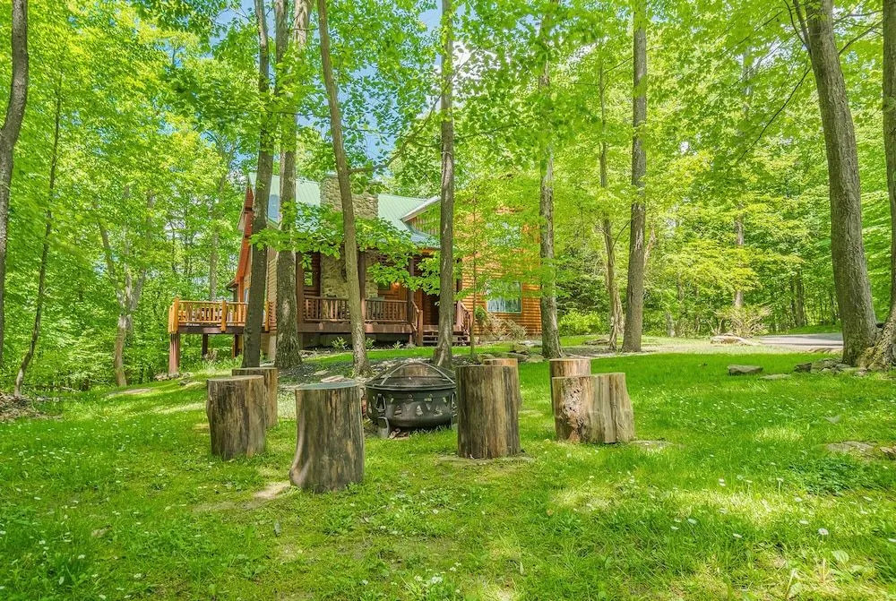 Skylodge