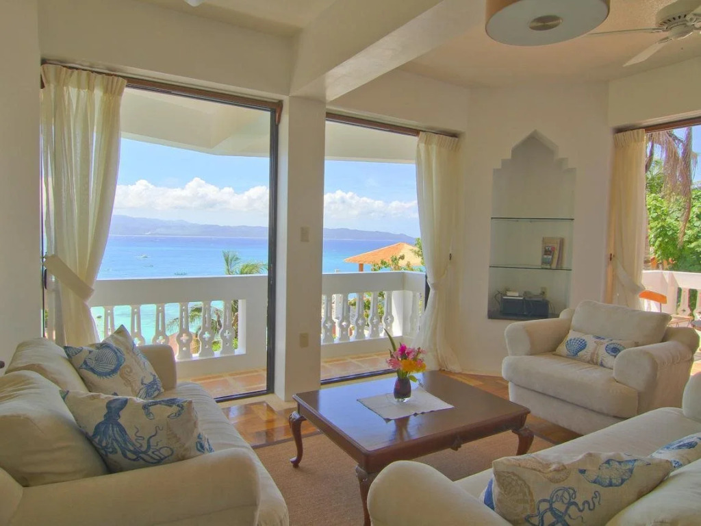 Villa Aloy