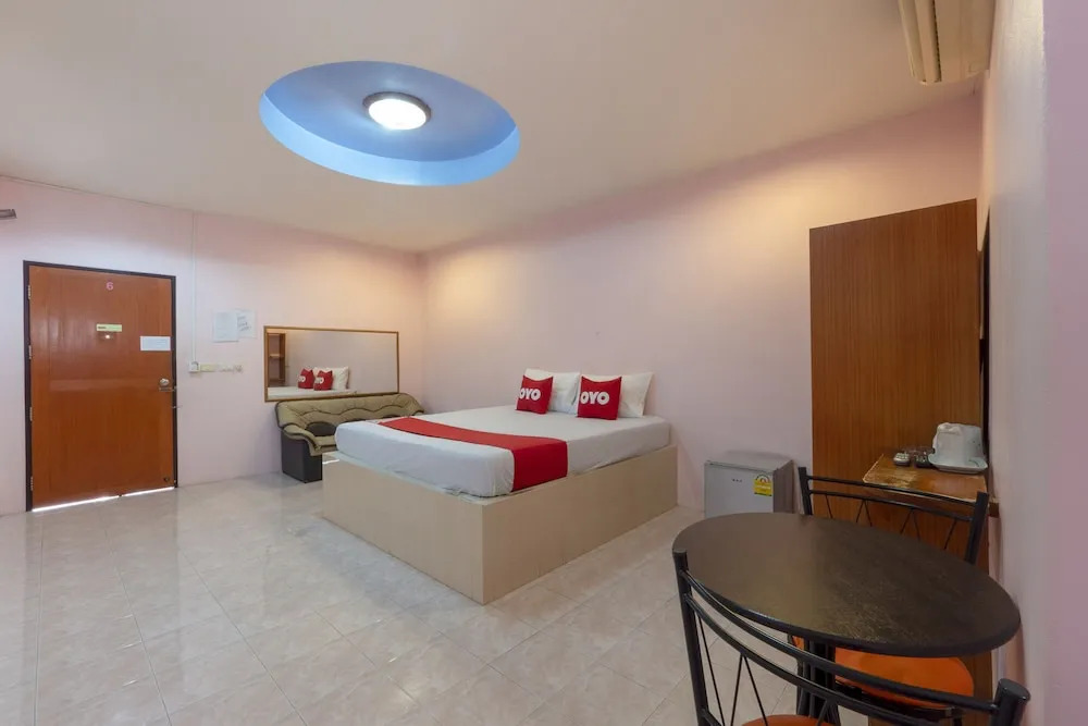 OYO 1070 Paradise Resort