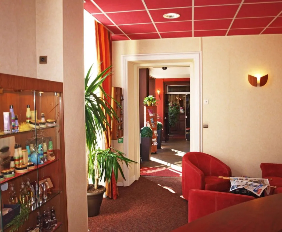 Grand Hôtel de Bourbon-Lancy - Spa et Restaurant - Logis