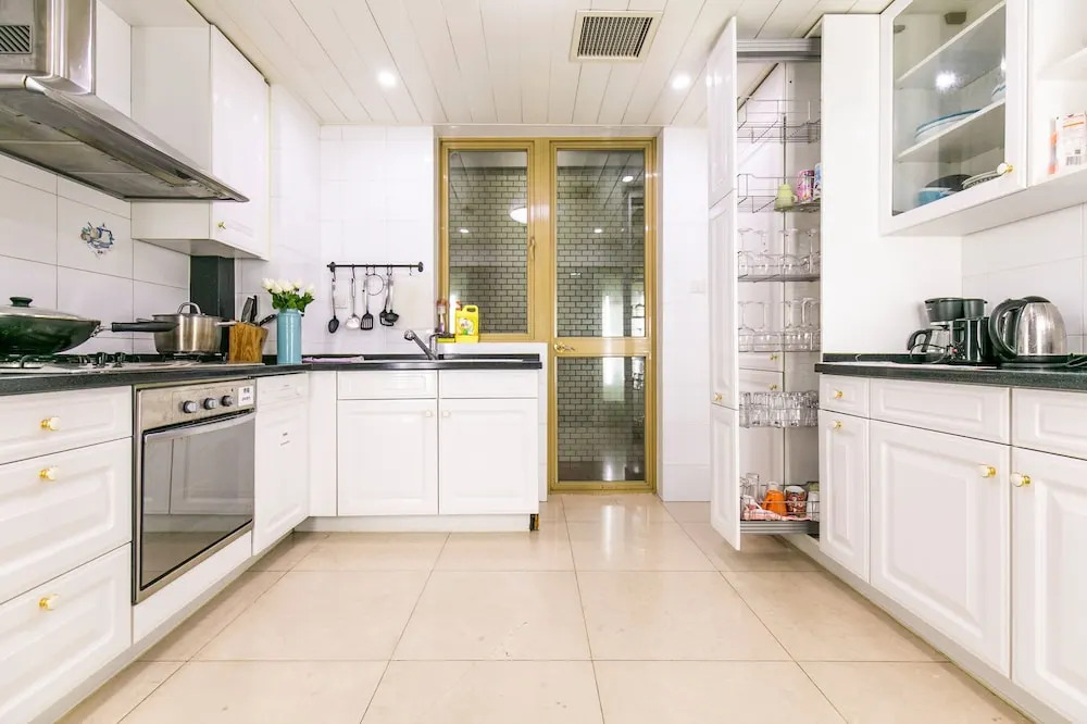 Henry's Apartment - South Henan Road