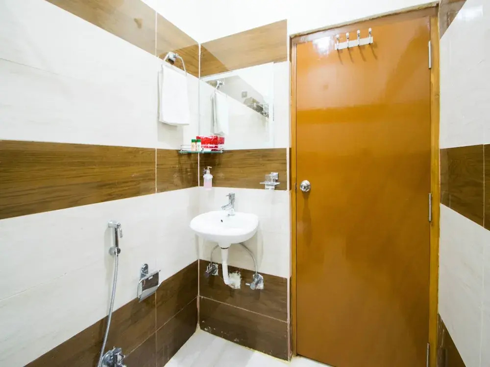 Collection O 5302 Bhadra Grand
