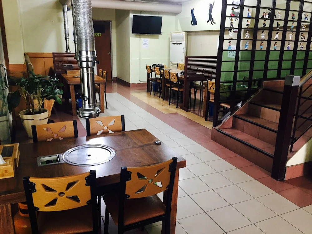 Genesis Hotel