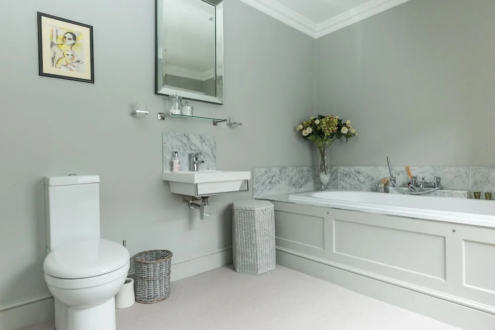 Beautiful 2 Bed Terrace House In Camden