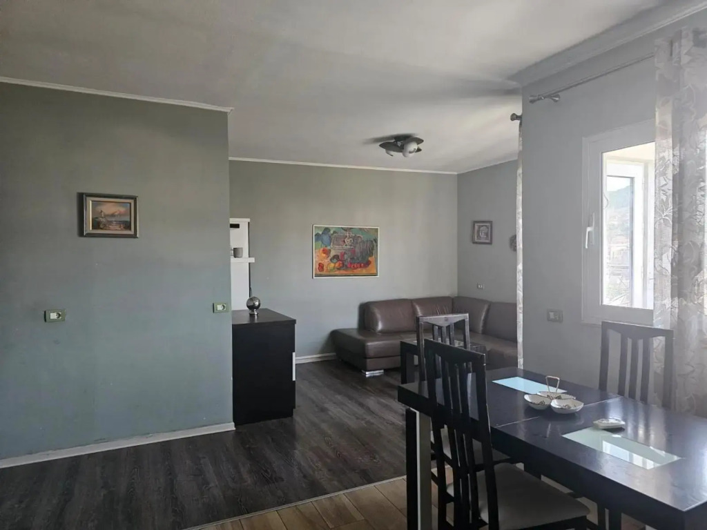 MAin Apartment