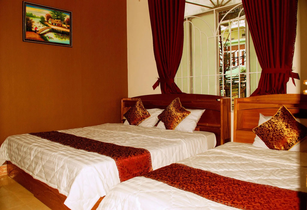My Long Hotel