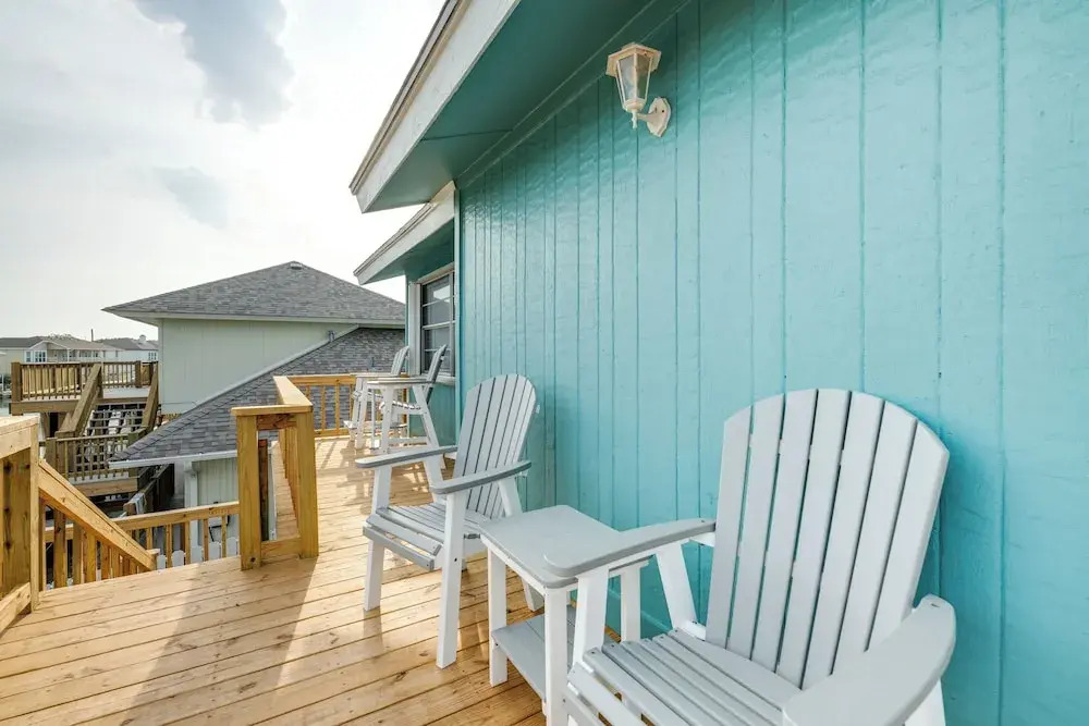 Private Dock: Charming & Spacious Rockport Abode!