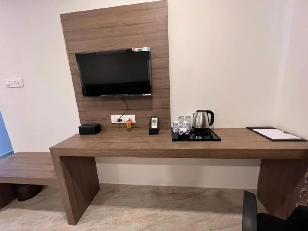 ECKO Sterling Inn Near Bangalore International Airport