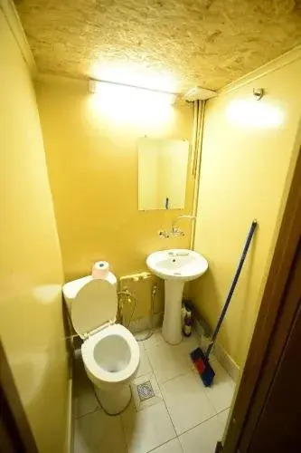 Hostel-17