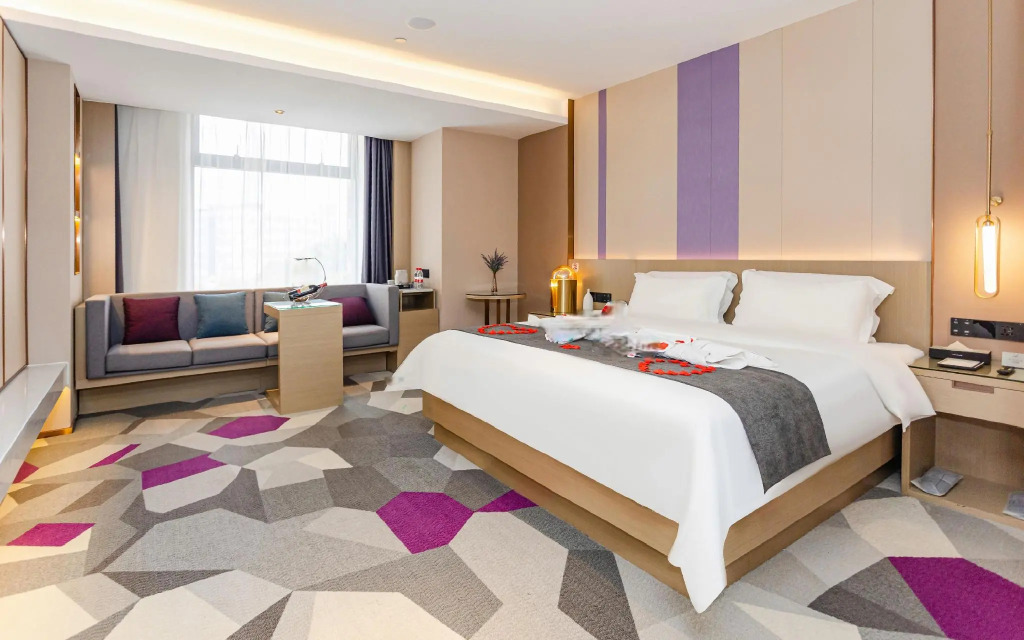 Lavande Hotel (Shenzhen Dongmen Shuibei Cuizhu Metro Station Branch)