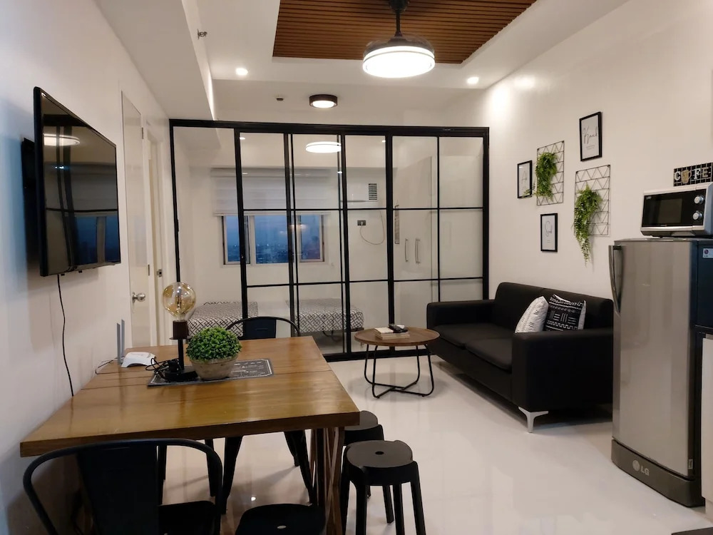 Condo Studio Luxe in Princeton Residences