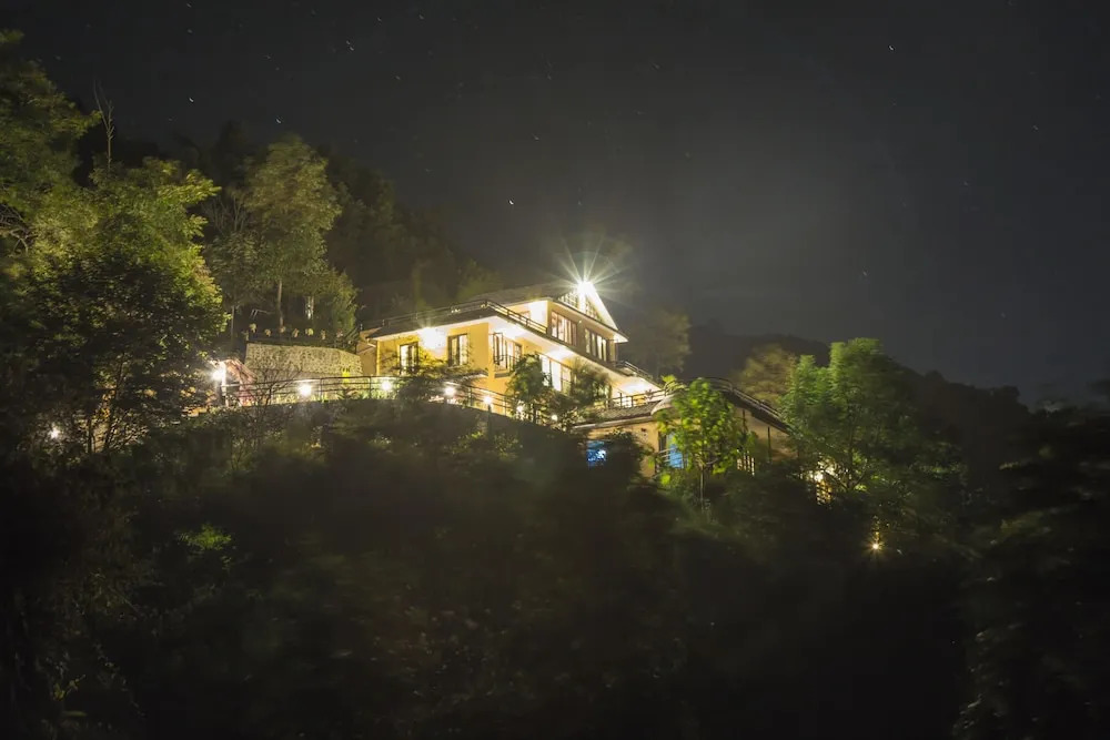 The Lapsi Tree - A Nature Retreat in Nagarkot