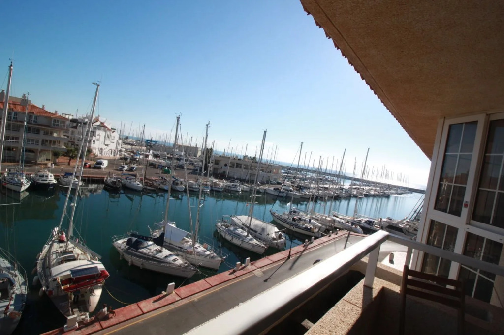 Expoholidays - Apartamentos Puerto Almerimar