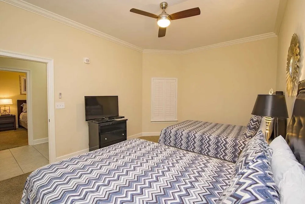 Phoenix West II 2807 3 Bedrooms 4 Bathrooms Condo