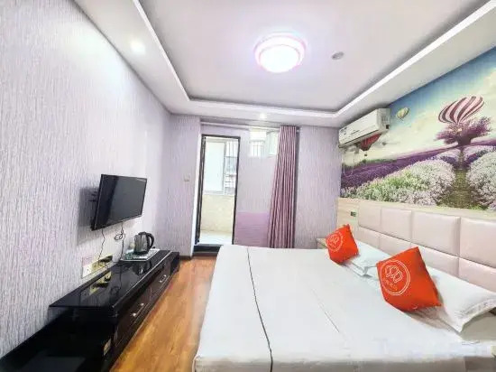 JC Electronic Competition Apartment (Wuhan Guanggu)