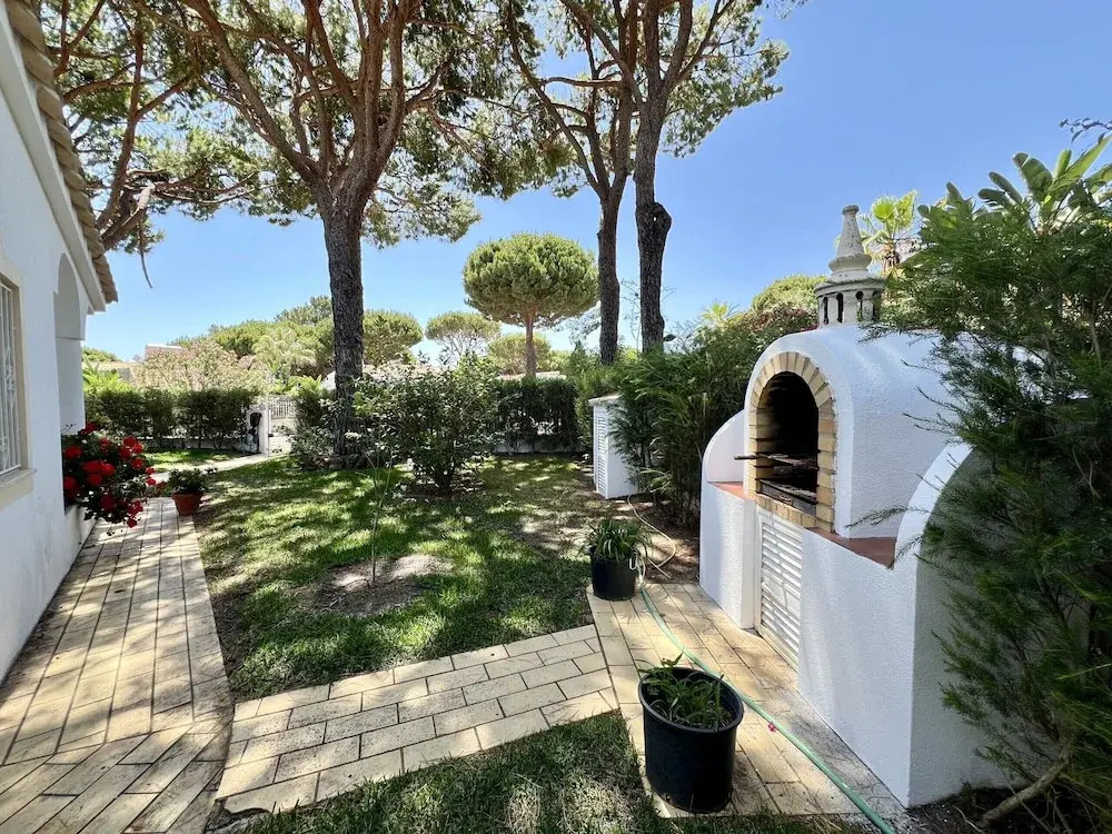 Vilamoura White House Villa With Pool by Homing