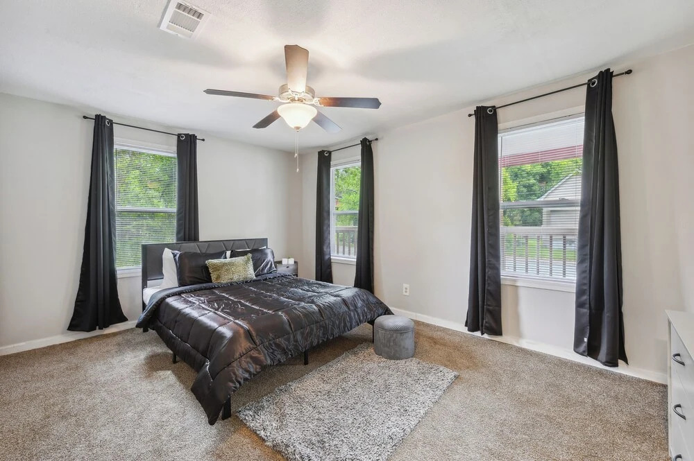 Macon Cottage w/ Porch - 2 Mi to Downtown!
