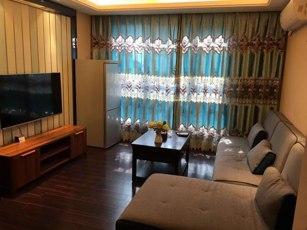 Zixinju Aparthotel