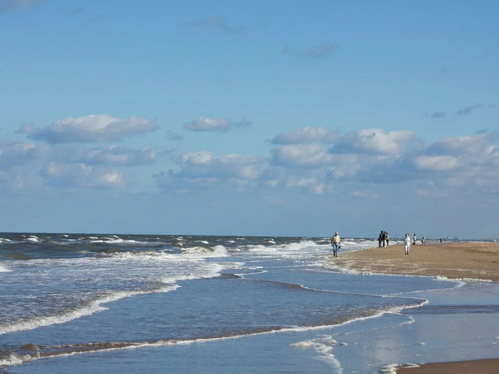Cozy Apartment in Katwijk with Balcony