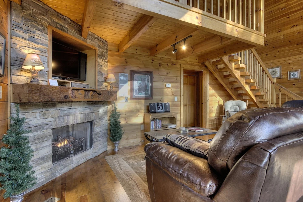 Nestled Inn #214
