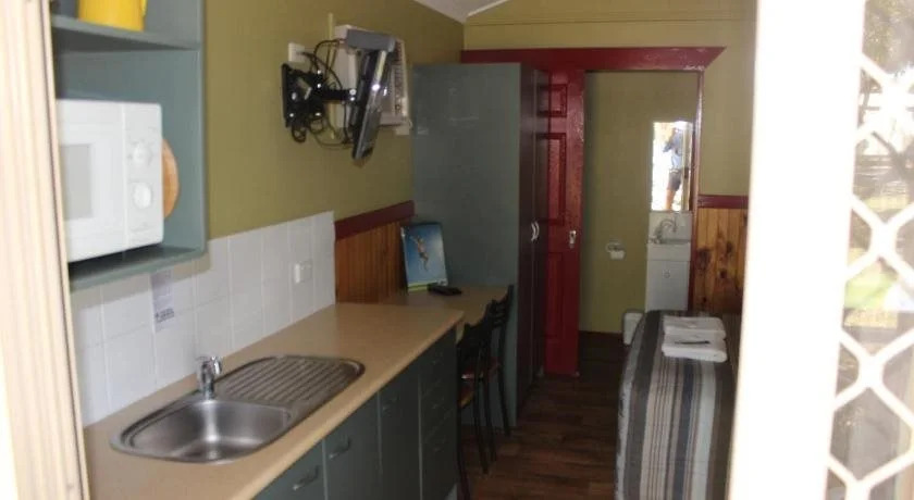 Aussie Outback Oasis Holiday Park