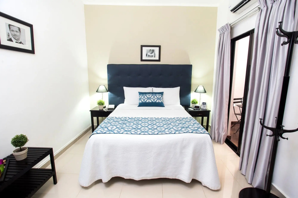 Hotel Tau Art Residence