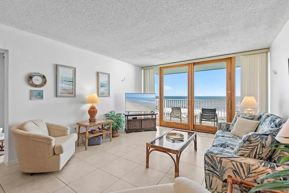 Smyrna Beach Club 607a