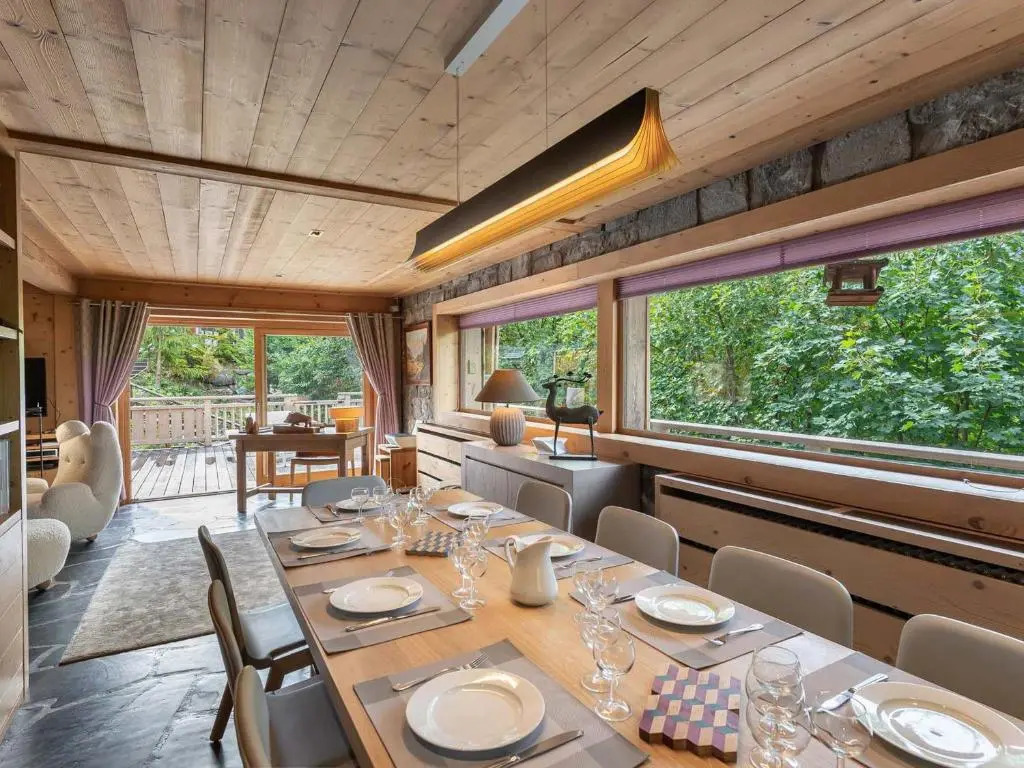 Chalet familial rénové avec sauna près des pistes - FR-1-565-10