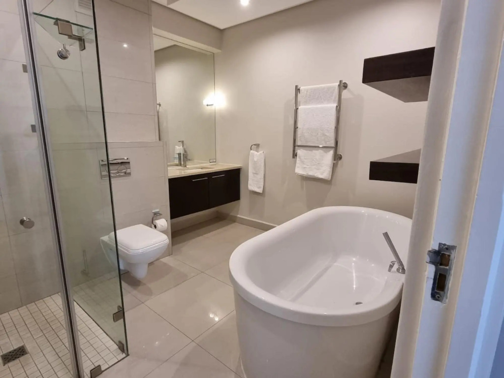 The Crystal - Spectacular sea Views in Camps Bay
