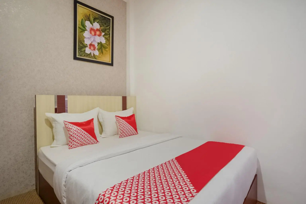 OYO 3225 Alinia Guest House Syariah