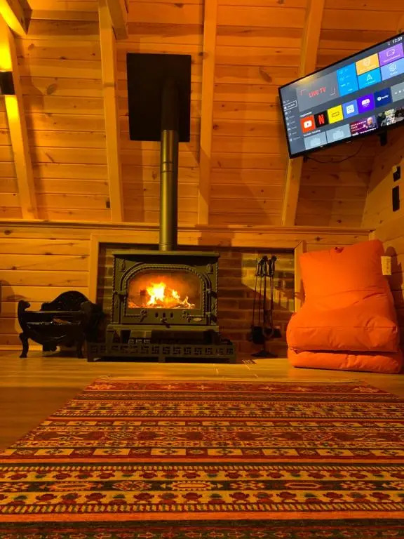 NOMsky suit bungalov