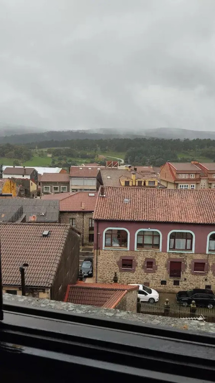 Hotel Covaleda Soria