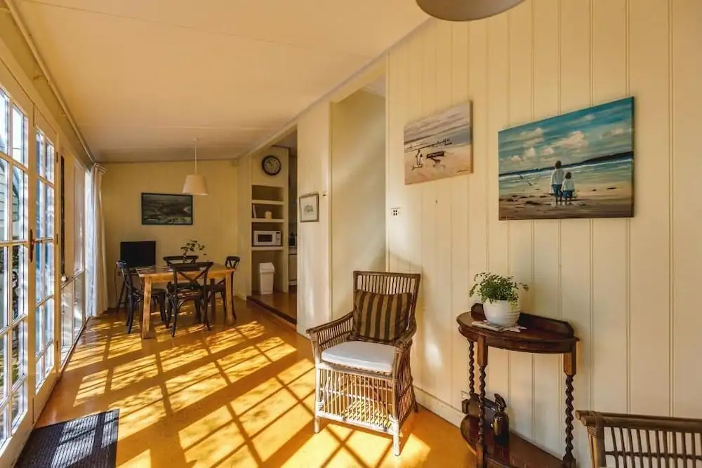 Edge17 Waterfront Apartment, plus Cottage with Garden View - Port Fairy