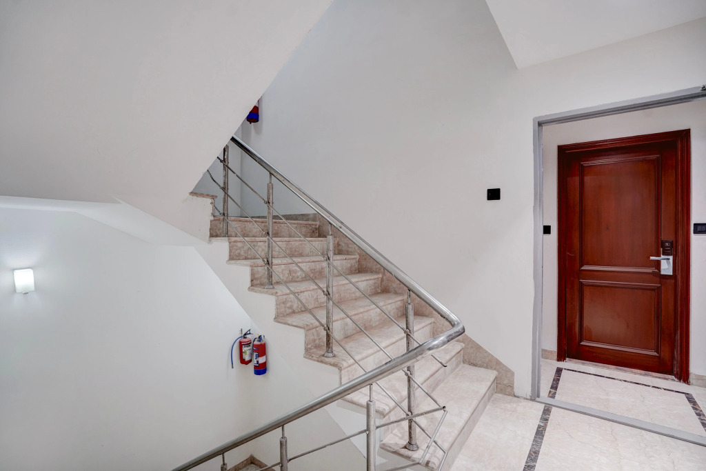 Townhouse Karol Bagh Formerly Hotel Unistar