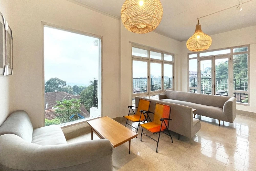 Urbanview Wisma Nirwana Tretes near Cimory Prigen