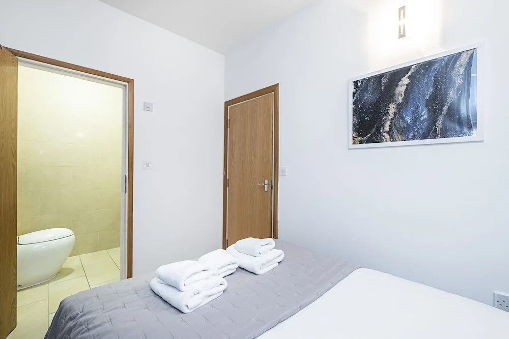 Laystall Apartment by Flexystays