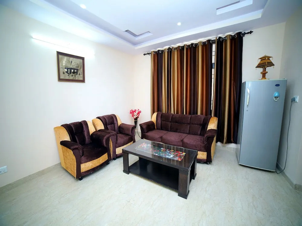 OYO 12408 Home 2BHK Hill View Kamyana