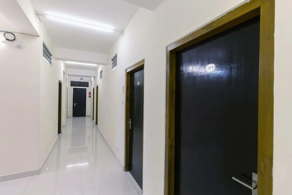 OYO  Collection O 80886 Hotel Sun City