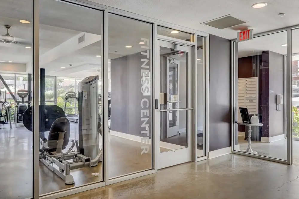 FRONTDESK RM - West Apts, River Market Dist, Kansas City